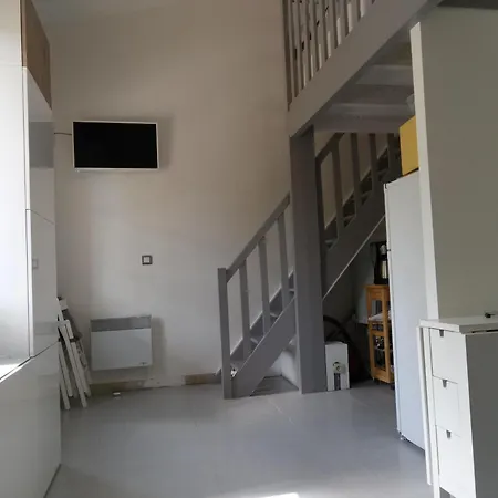 Maison A 200m De La
